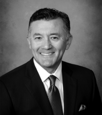 Dr. Paul Saenz