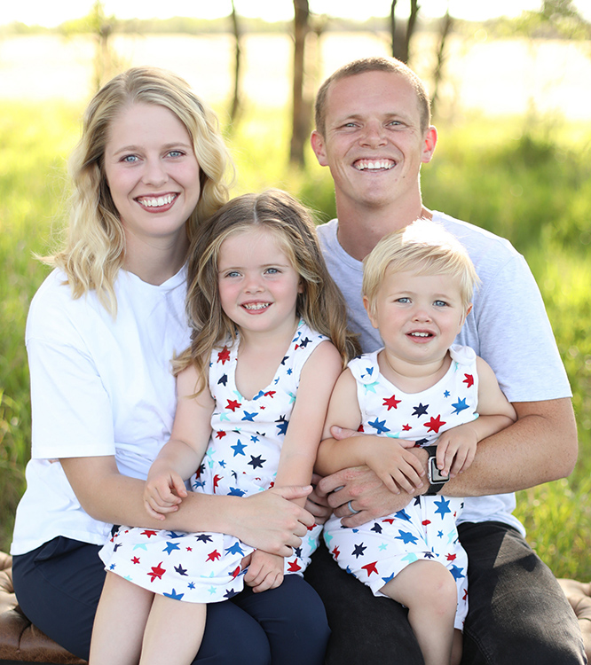 Texas College of Osteopathic Medicine student Cole Romney and family